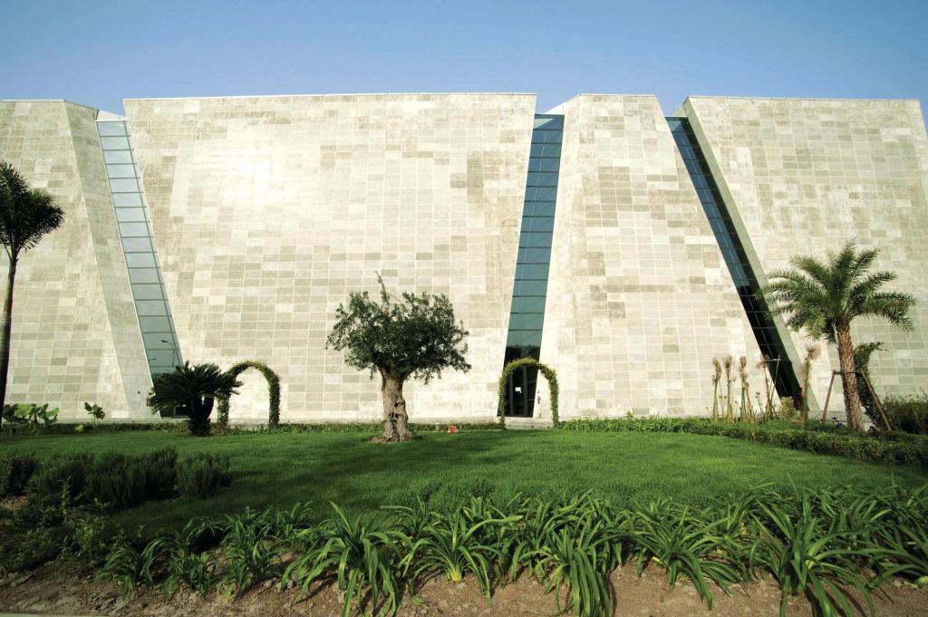 Seeing the Light Italcementi’s i.light panels covered two-fifths of the exterior surface of Italy’s pavilion at the 2010 World Expo in Shanghai.