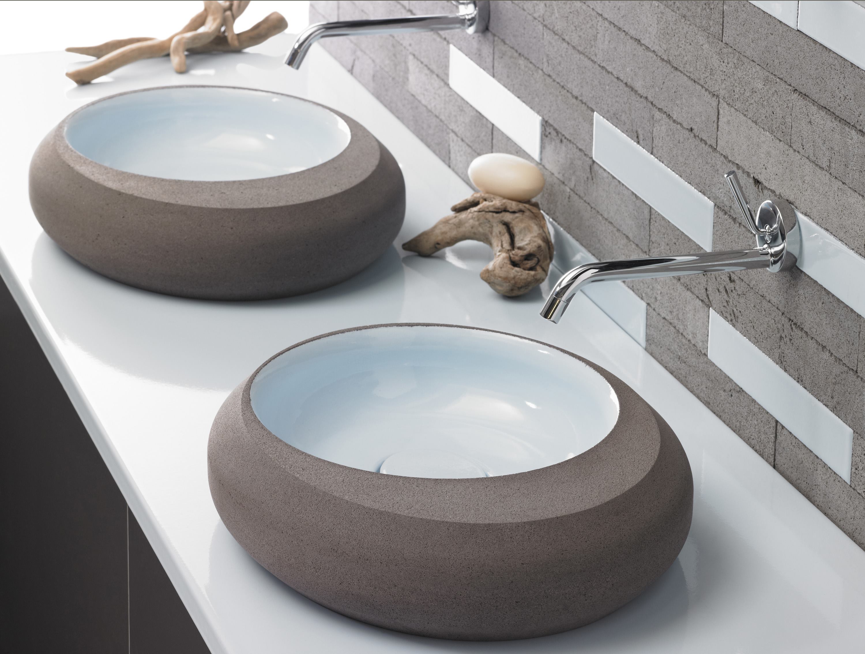 Pyrolave’s Colorful, Rounded Basin