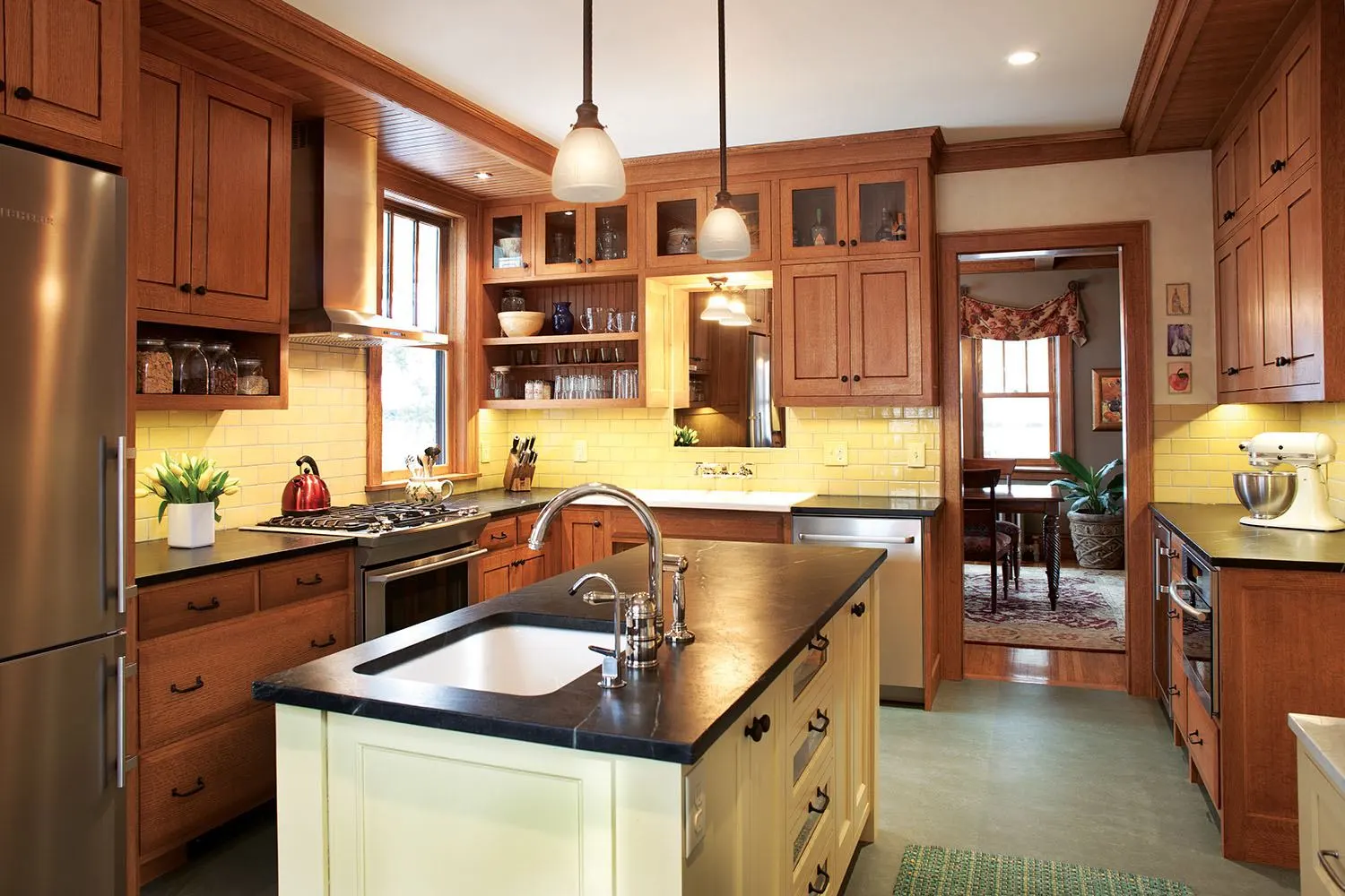 A Minneapolis Kitchen Remodel Captures the True Craftsman Spirit, image size:1500x1000