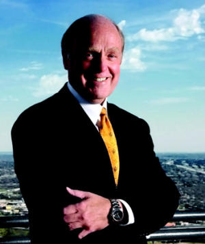 Don Tomnitz, former D.R. Horton ceo, to lead Forestar executive team.