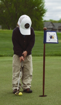 A small-ish golfer at the Royal Club.