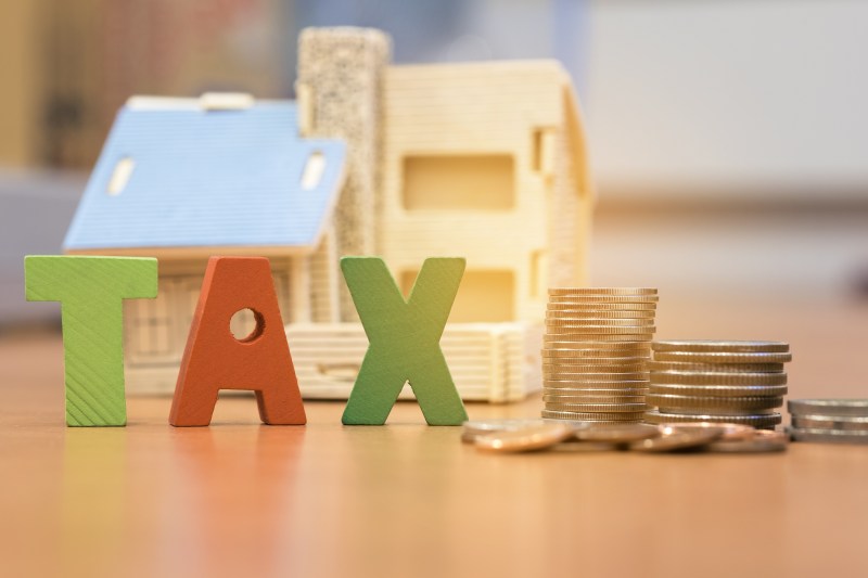 Property owners paid $556 billion in taxes over the four quarters ending in Q3 2017, continuing a five and a half year trend--22 quarters--of property tax revenue increases.