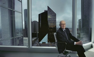 Gerald D. Hines - Annie Leibovitz