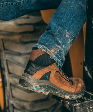 2018 Red Wing RDC / Warehouse Shoot, Red Wing Plant 1
September 2018, Tradeswoman, Style 2346