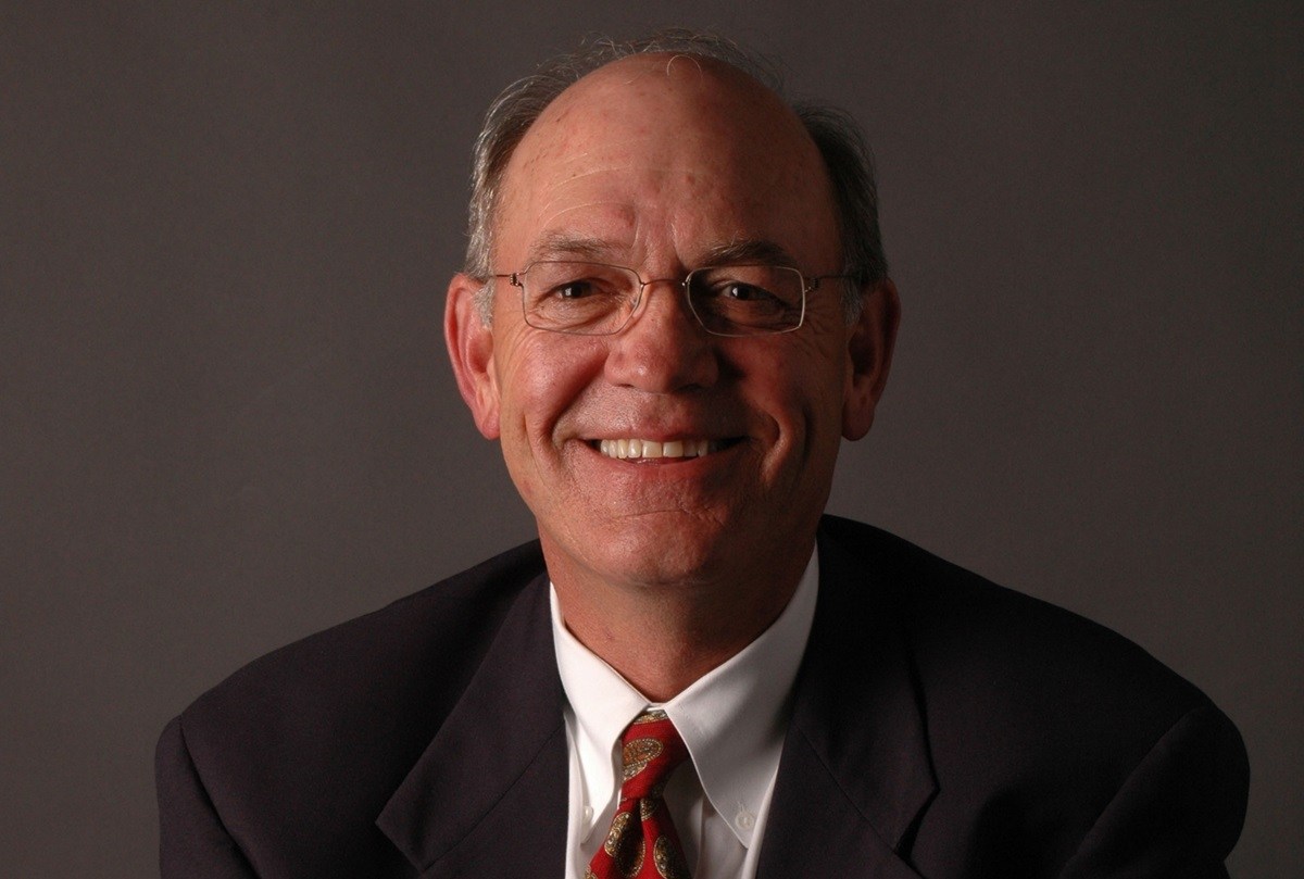Donald R. Horton Dies at 74