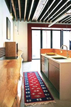 Green+Kitchen+in+a+Reborn+Schoolhouse+Chicago