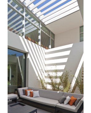 Ara+Residence
