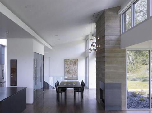 The dining area.