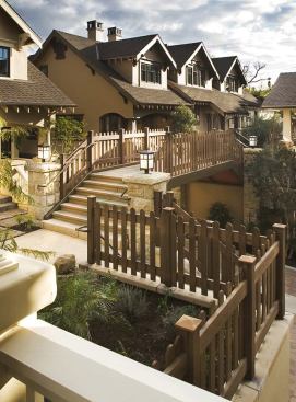 Laguna Court