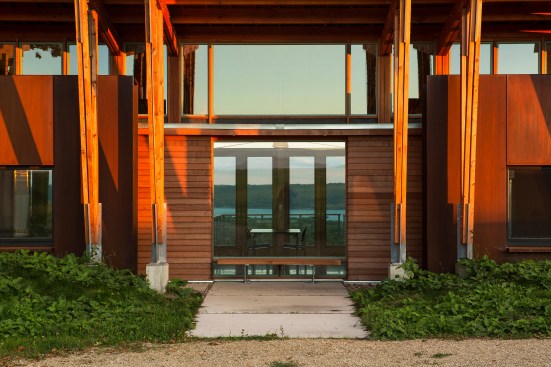 Edge+House