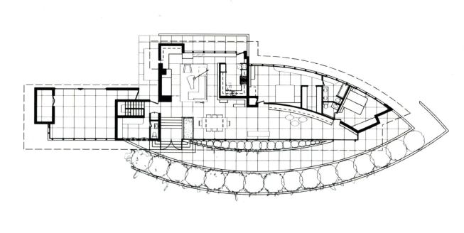 The site and floor plan.