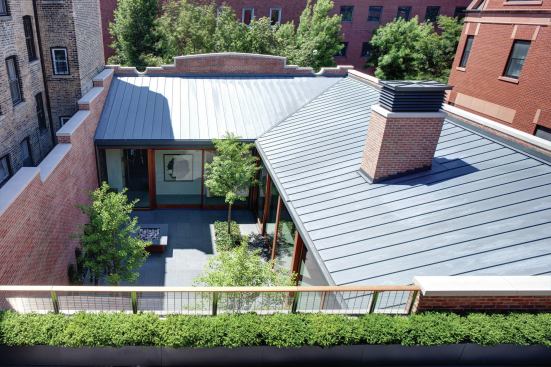Historic preservation rules required that the parts of the building visible from the street remain unchanged, but were more flexible about areas hidden from view.