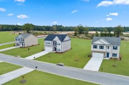 South Haven offers single- and two-story homes with three- to four-bedroom floor plans.